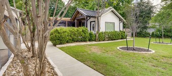 Hot Tub + Outdoor Kitchen: Stylish Home in Bryan