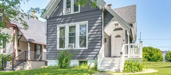 2 Mi to Dtwn Milwaukee: Family Home w/ Yard