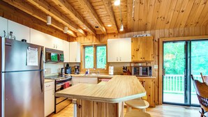 Hús (4 Bedrooms) | Að innan