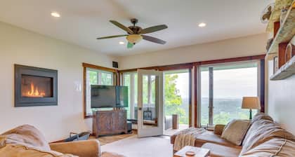 'sugarloaf' House: Scenic Getaway Near La Crosse!