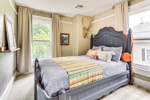 House (3 Bedrooms) | Interior - Walk to Downtown: Historic Guthrie Home on Mansur (Guthrie)