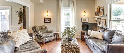 House (3 Bedrooms) | Front of property