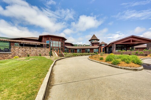 Golf Course On-site: Spacious Hollidaysburg Home!