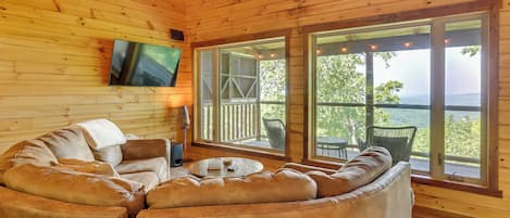 House (1 Bedroom) | Interior