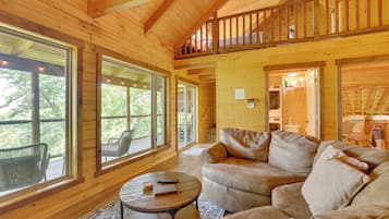 House (1 Bedroom) | Interior