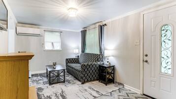 Rumah (2 Bedrooms) | Interior