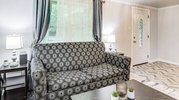 Rumah (2 Bedrooms) | Interior