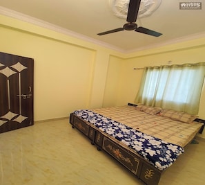 Deluxe 2Bhk