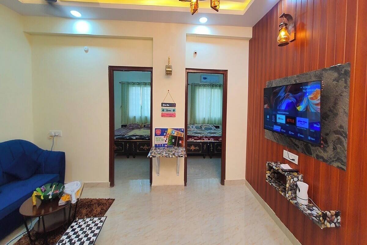 Deluxe 2Bhk