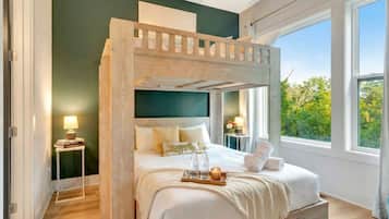 Ferienhaus | 4 Schlafzimmer, Schreibtisch, Internetzugang