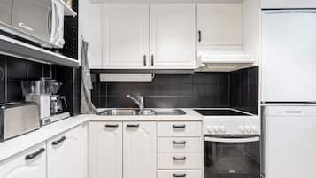 Appartement Confort, animaux de compagnie acceptés, rez-de-chaussée | Cuisine privée