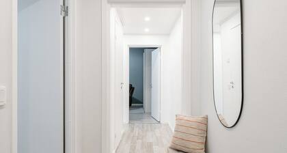 Modern 1BR Retreat in Heart of Jyväskylä