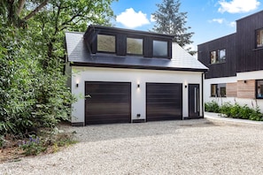 House | 1 bedroom