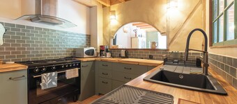 Holiday Home 'La Buena Onda' with Mountain View, Private Terrace and Private Garden