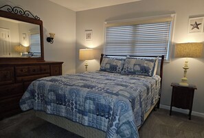 3 bedrooms, iron/ironing board, WiFi, bed sheets - Lagoon Luxe Retreat (Barnegat)