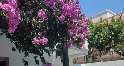 5-bedroom villa in fabulous Utjeha with AC, WiFi