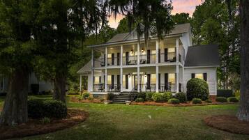 House, Multiple Bedrooms | Exterior