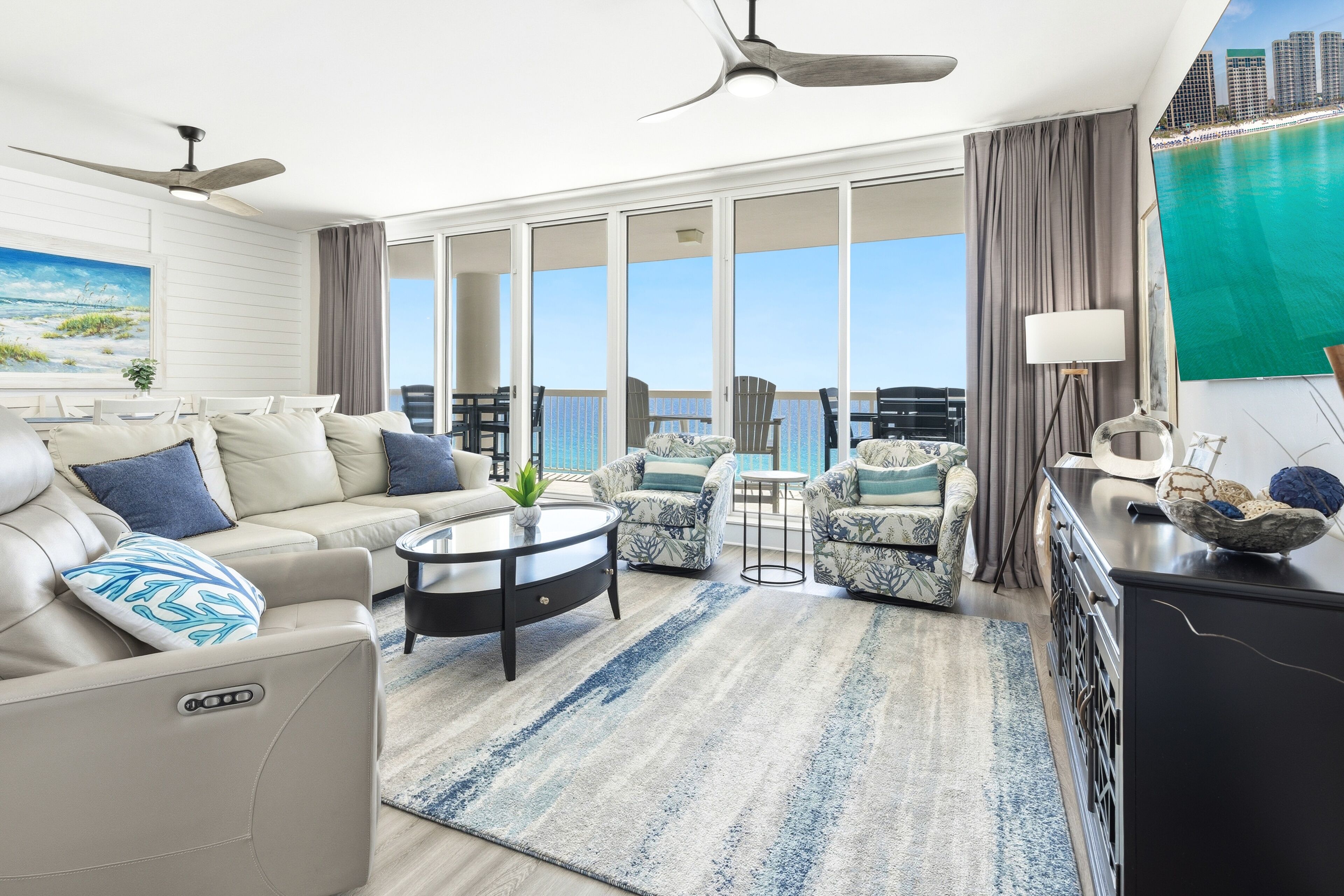 Huoneisto, 3 makuuhuonetta | Oleskelualue | Älytelevisio