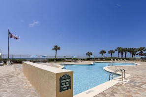 Condo, 3 quartos | Piscina