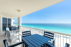 Condo, 3 Bedrooms | Outdoor dining - Silver Beach 1104w 3 Bedroom Condo (Destin)