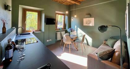 LoVi House, App. Olive. Accommodation surrounded by greenery perfect for a family.