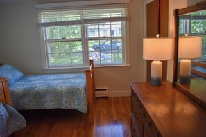 3 chambres, fer et planche à repasser, Wi-Fi gratuit