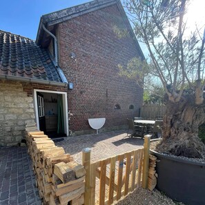 Cottage | Exterior
