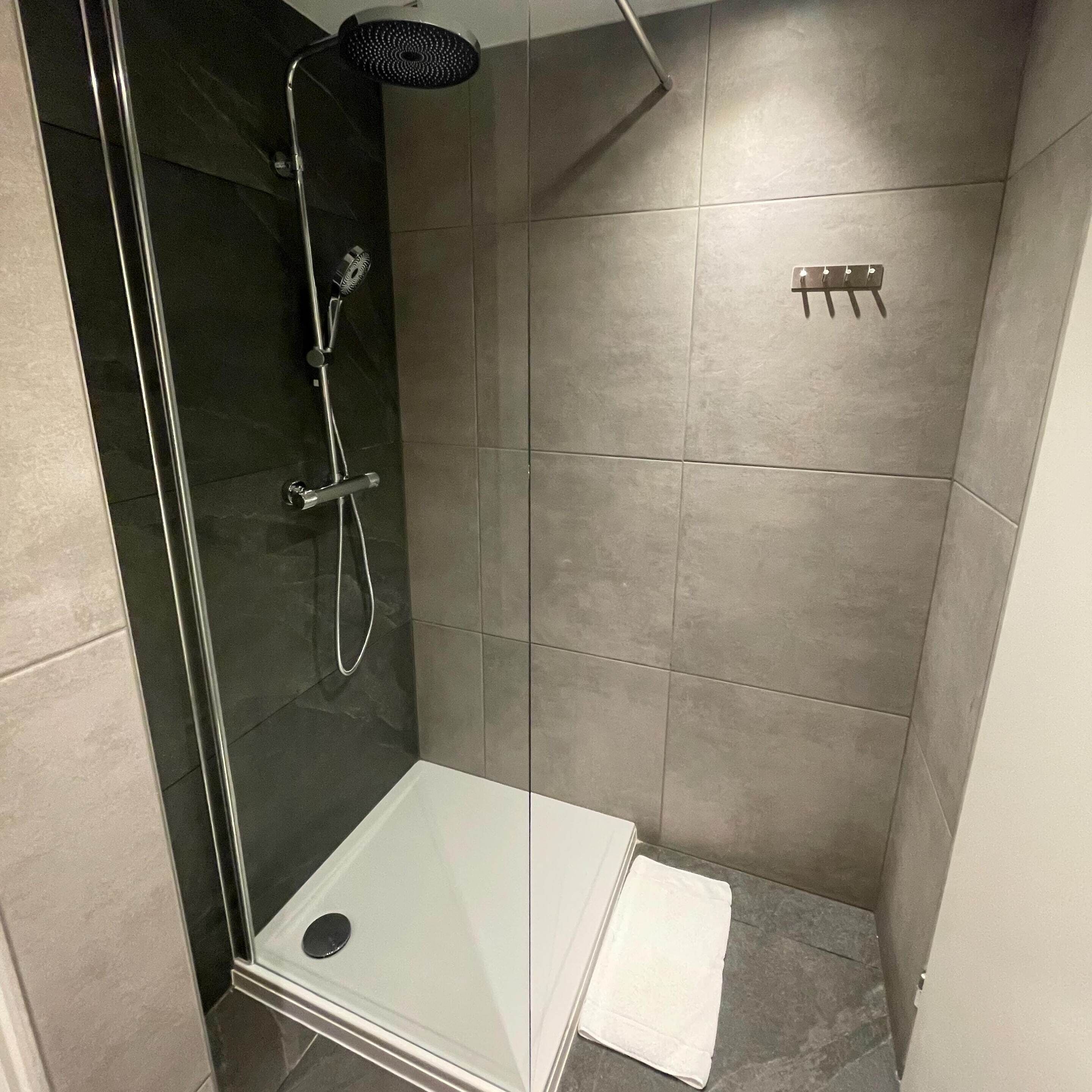 Cottage | Bathroom