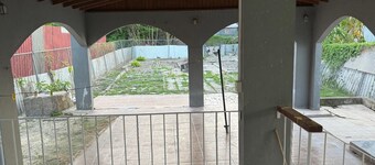 Vacation home in Barbados
Fully furnished
5 minutes walk to the beach