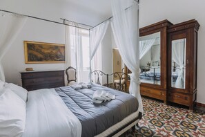 Departamento, 3 habitaciones | Decoración personalizada y muebles diferentes 