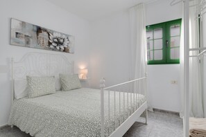 1 sovrum, strykjärn/strykbräda, wi-fi och sängkläder