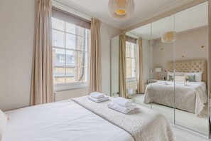 1 bedroom, iron/ironing board, internet, bed sheets