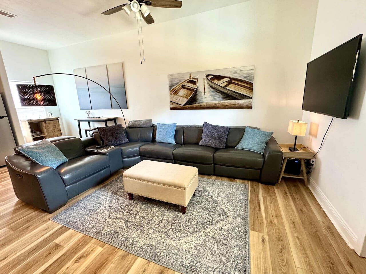 テレビ、書斎 / ワークスペース