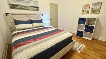 2 habitaciones, tabla de planchar con plancha, wifi y ropa de cama