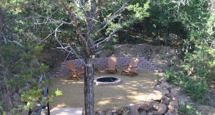 NEW Red Rock Retreat in Medicine Park