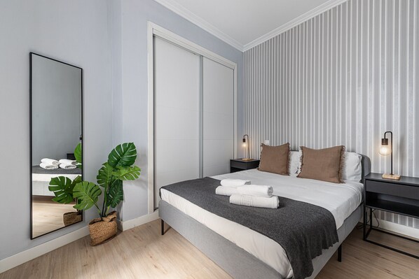 2 habitaciones, tabla de planchar con plancha y wifi gratis