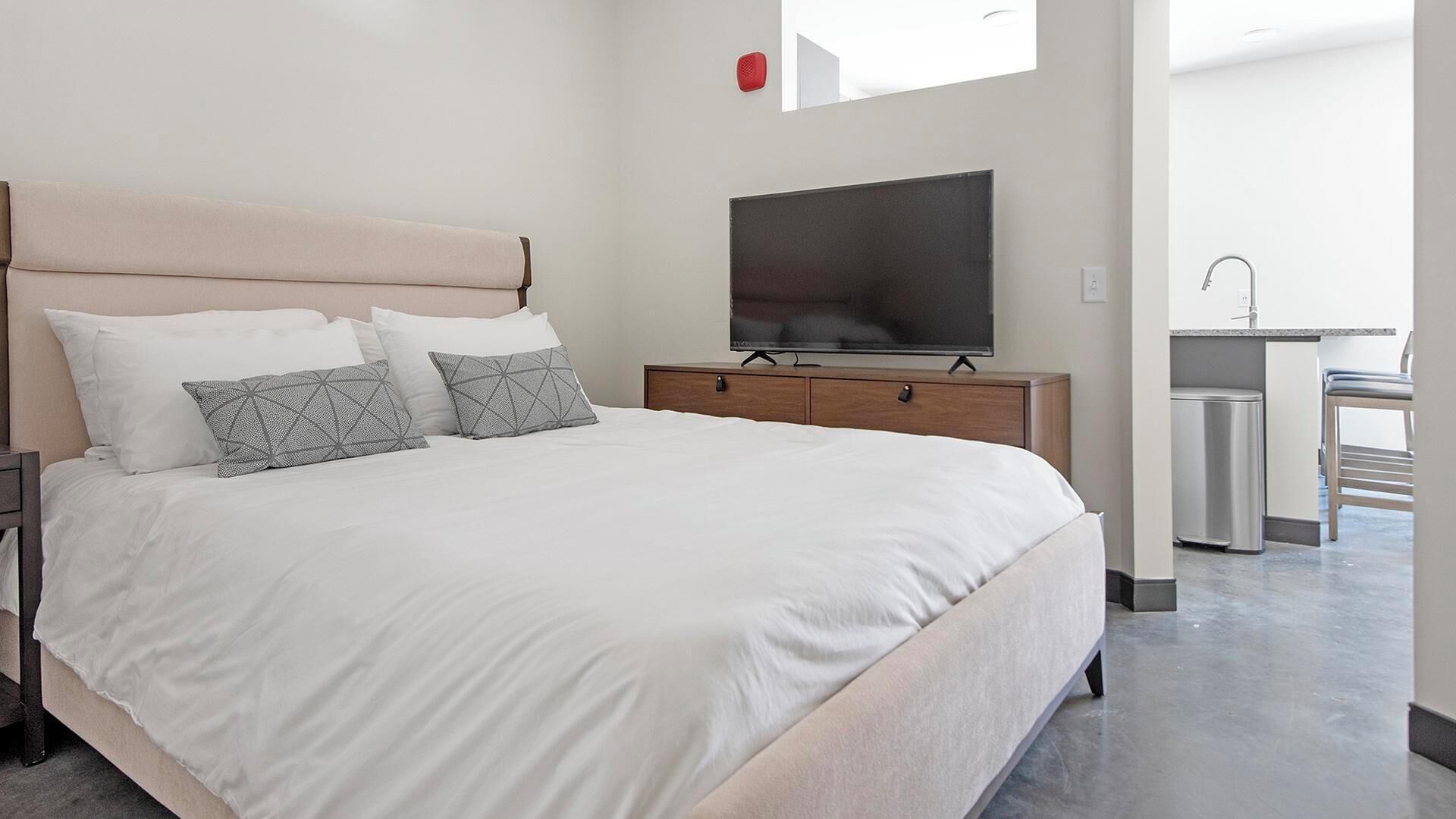 1 chambre, bureau, fer et planche à repasser, Wi-Fi