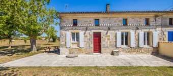 Holiday Home 'Maison De Campagne Avec Jardin' with Private Terrace, Private Garden and Air Conditioning