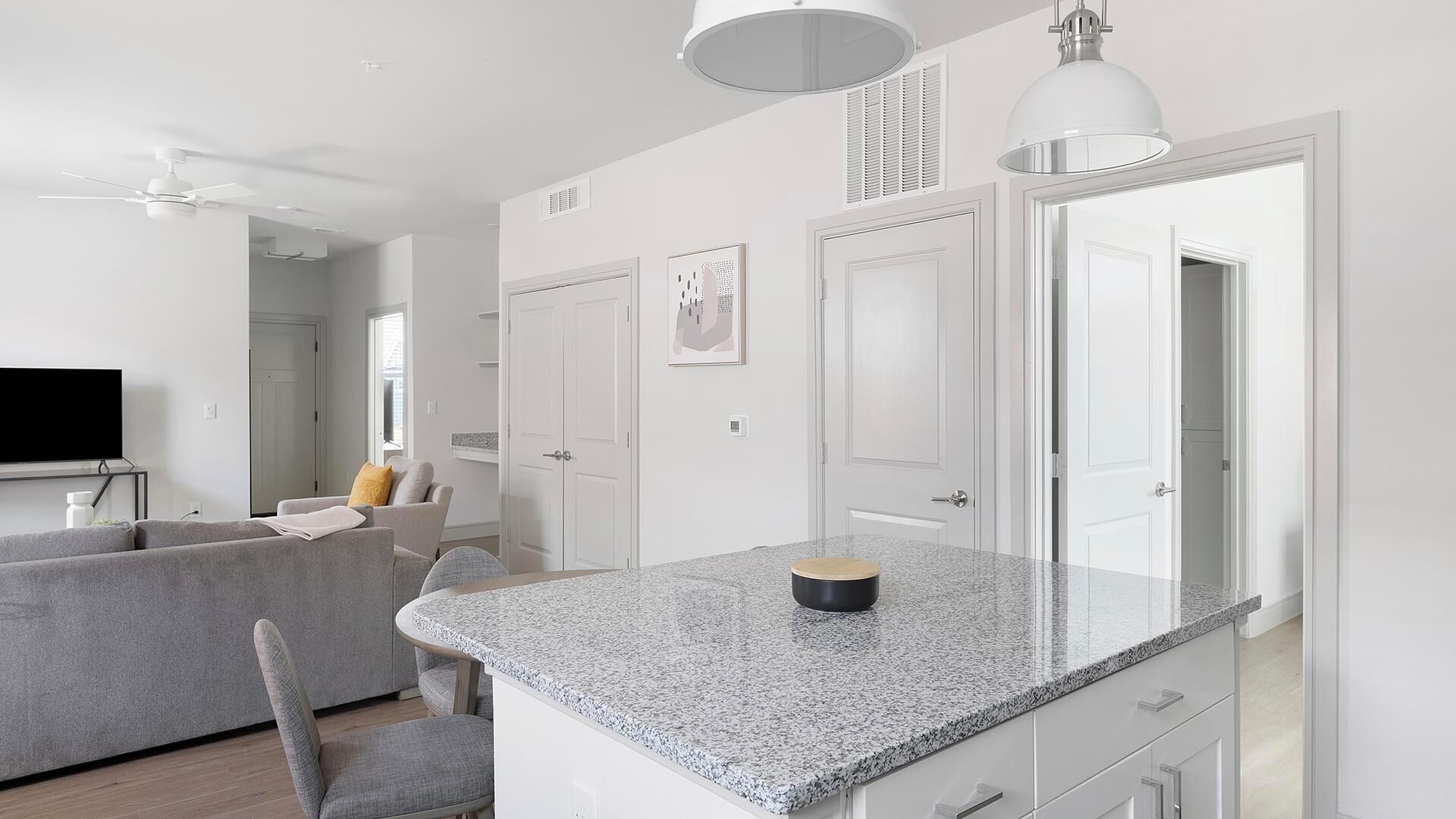 Landing | Incredible 2bd, Clubhouse, Gym - Burleson, TX