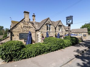 Cottage | Interior - Lorien (Cheltenham)