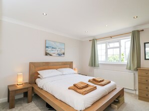 3 bedrooms, individually decorated, individually furnished, free WiFi