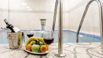 Una piscina techada