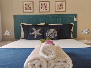 Twin Room | Free WiFi