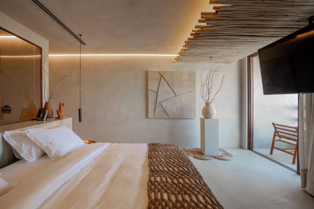 Suite superior (Suite Por do Sol) | Caja fuerte, cortinas opacas, wifi gratis y ropa de cama