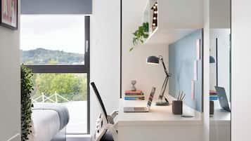 Basic Room, Non Smoking, Private Bathroom | Desk, laptop workspace, iron/ironing board, free WiFi