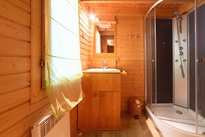 Shower, towels