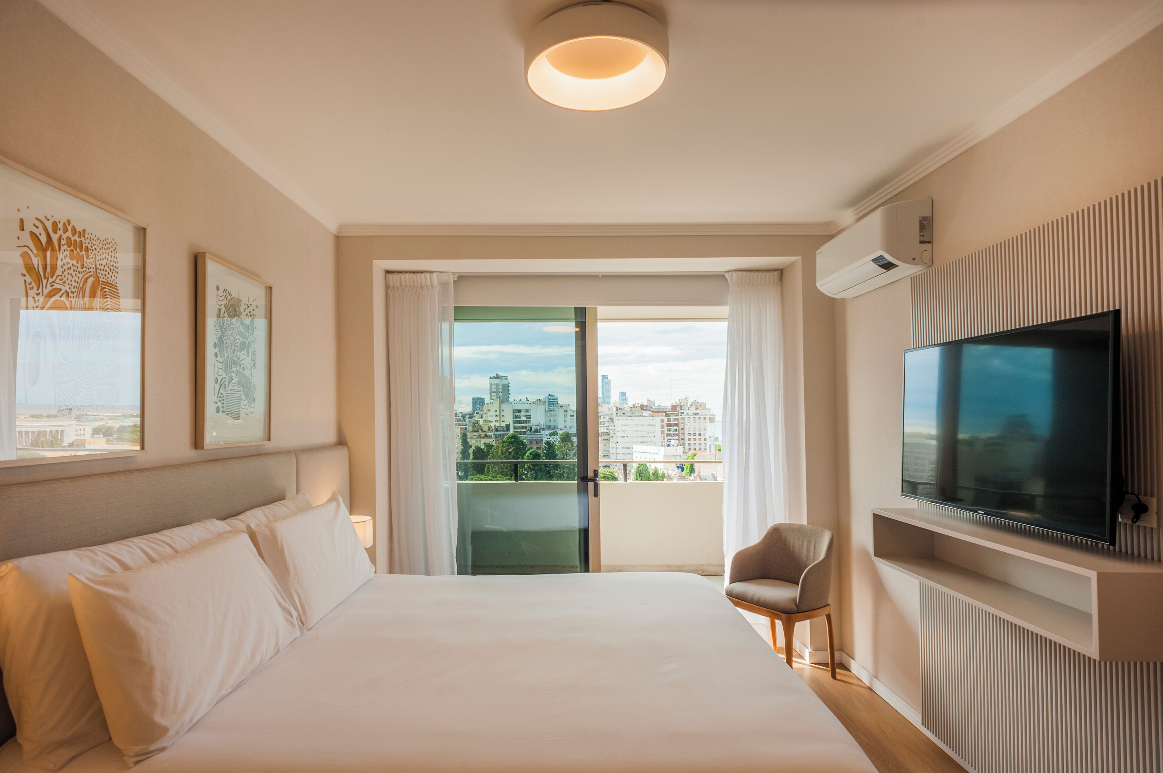 Deluxe Apartment, Park View | Iron/ironing board, cribs/infant beds, free WiFi, bed sheets