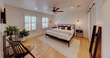 Wanderers Retreat House