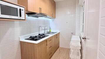 House, 3 Bedrooms, Balcony | Interior