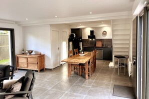 Interior - Spacious House in Libourne – Near Saint-Émilion and Bordeaux (Libourne)
